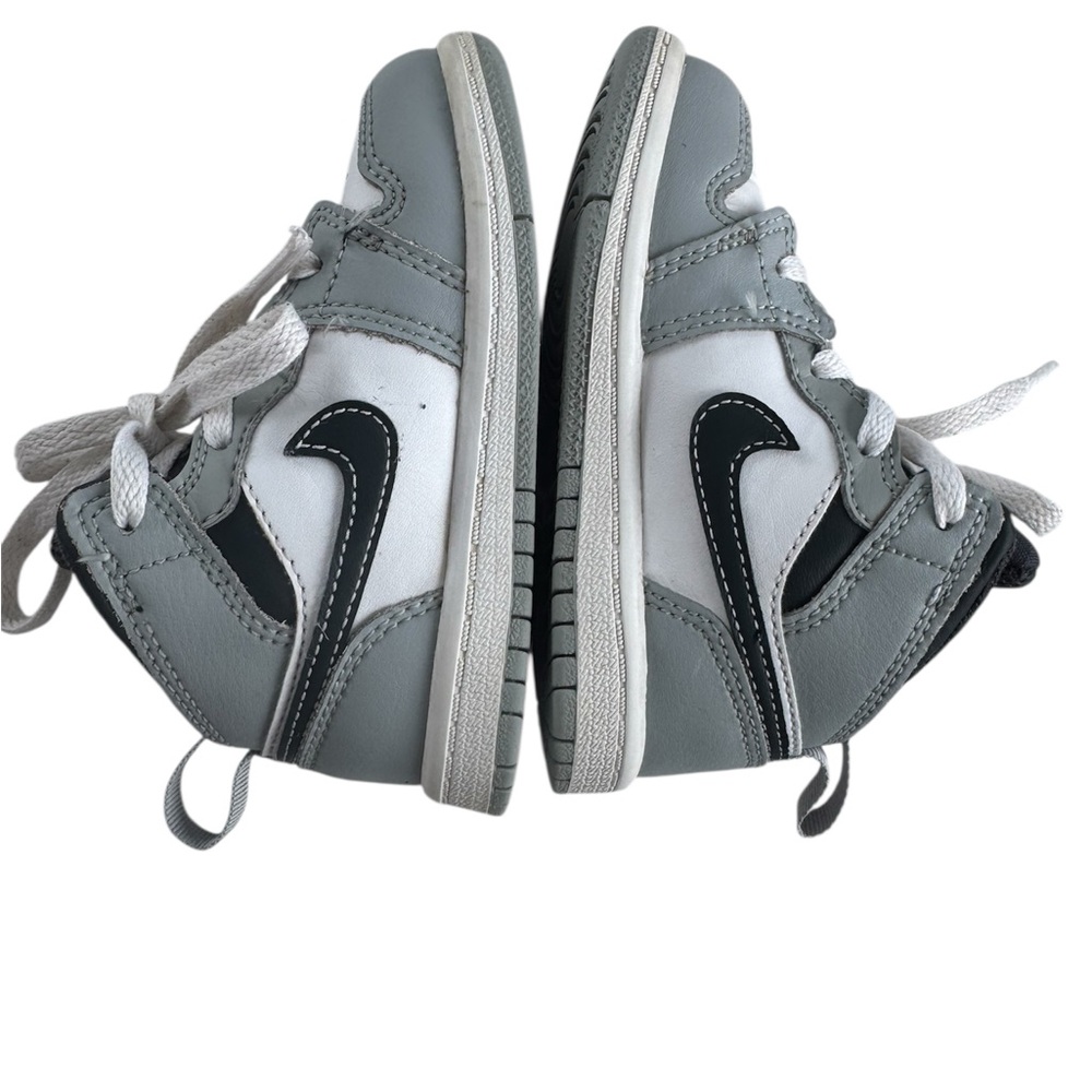 Jordan 1 Mid Light Smoke Grey Toddler Size 7c 640735-078 Baby Infant Toddler